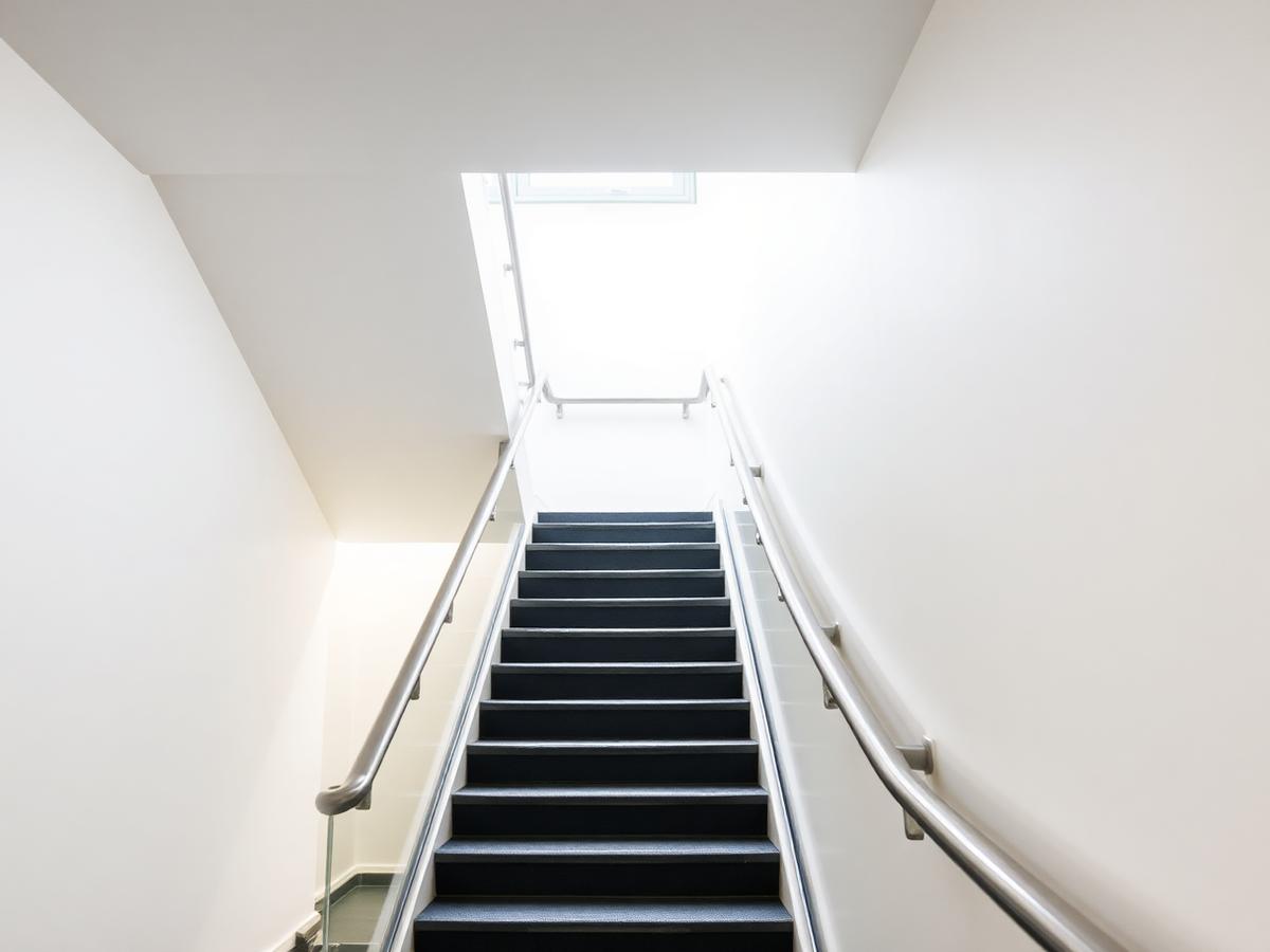 Trappenhuis schoonmaak VvE